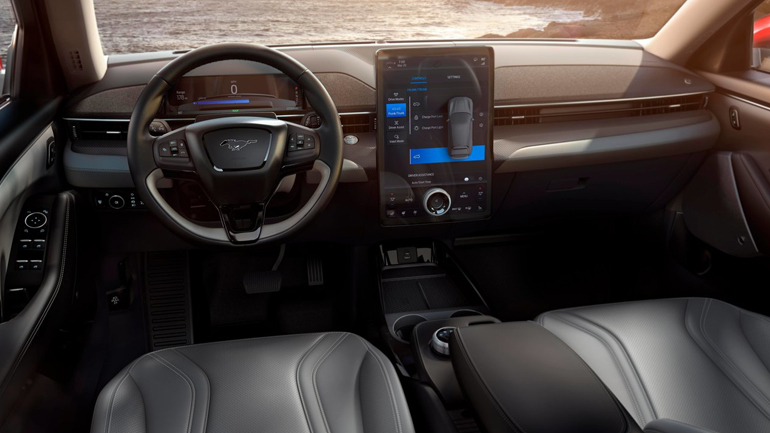 Ηχοσύστημα μέσα στο ταμπλό για το ηλεκτρικό SUV της Ford